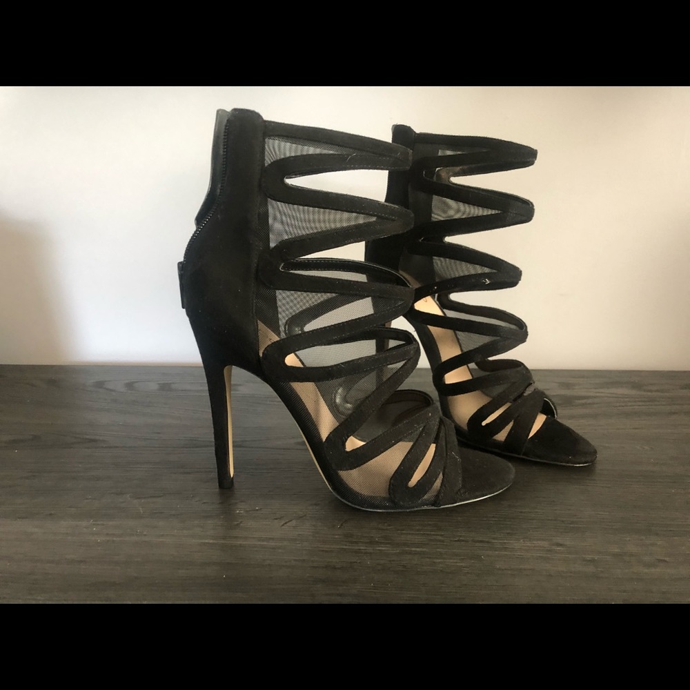Also shoes 7.5 - Picture 2 of 4